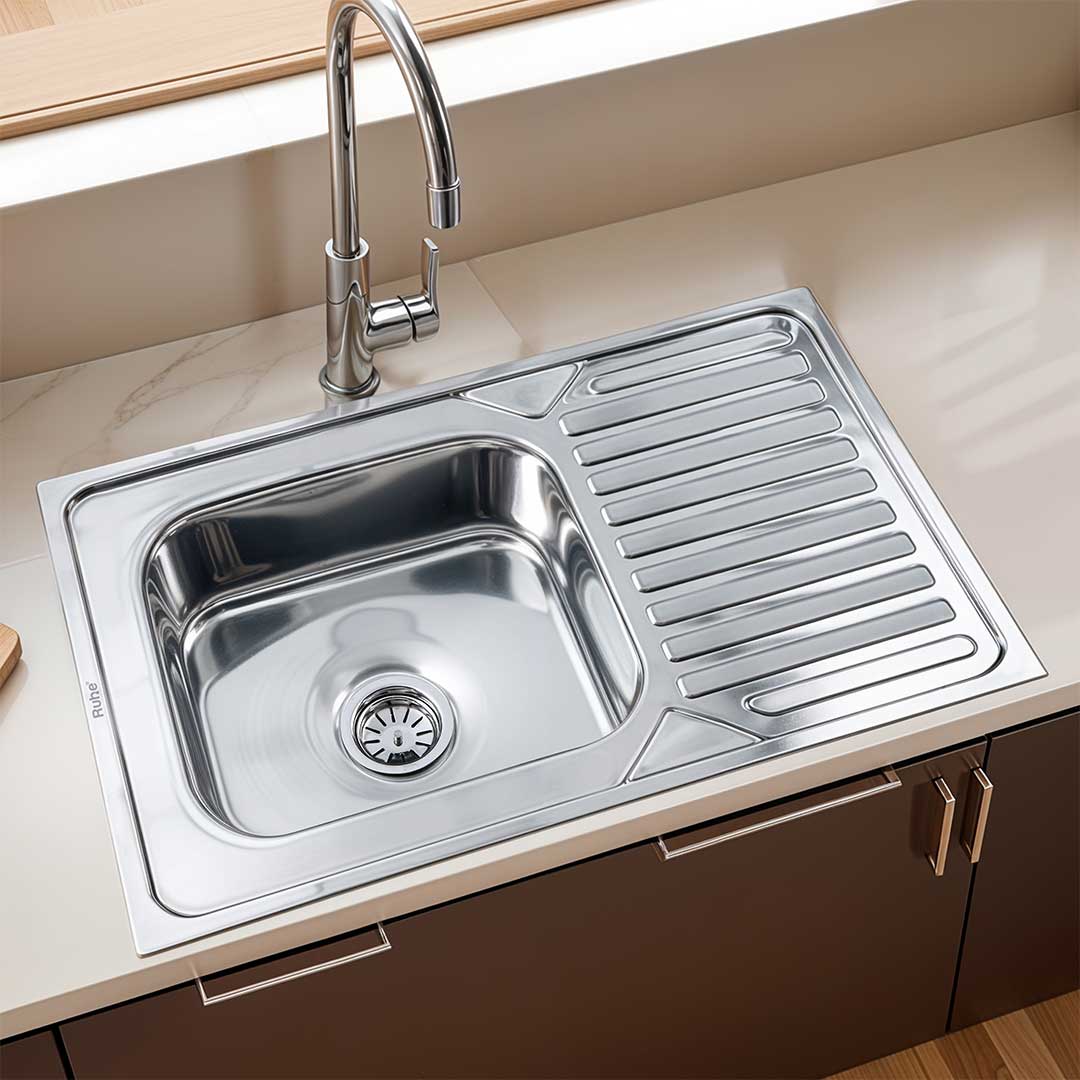 Square Single Bowl with Drainboard (32 x 20 x 8 Inches) Kitchen Sink - by Ruhe