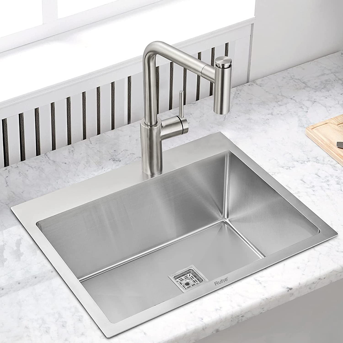 Handmade Single Bowl 304-Grade Kitchen Sink (21 x 18 x 10 Inches) with Tap Hole installed