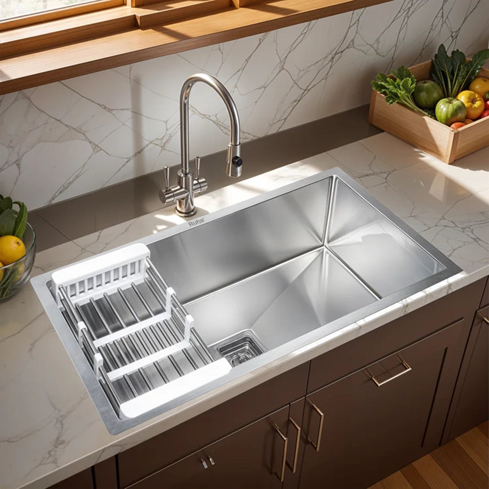 Handmade Stainless Steel Single Bowl Kitchen Sink (32 x 20 x 10 Inches)