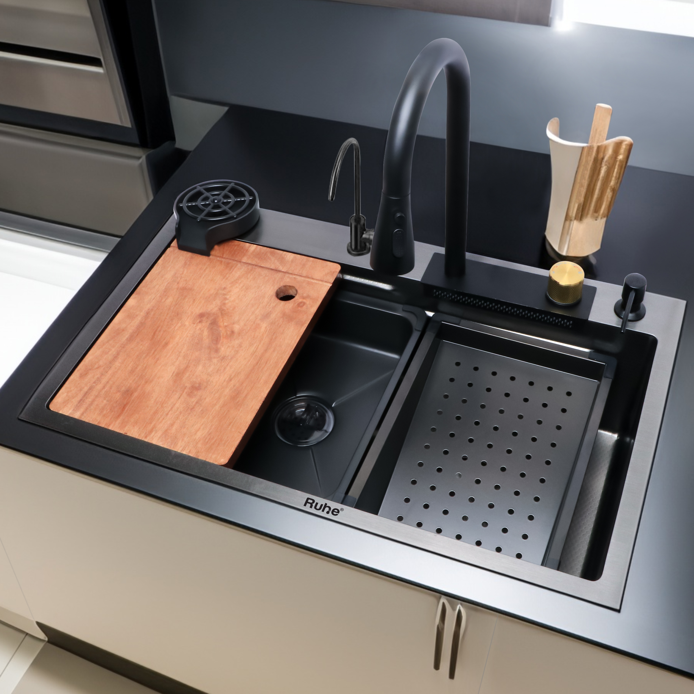  Handmade Premium Nano Kitchen Sink with Integrated Waterfall, Pull-Out & RO Faucet (30 x 18 x 9 Inches)