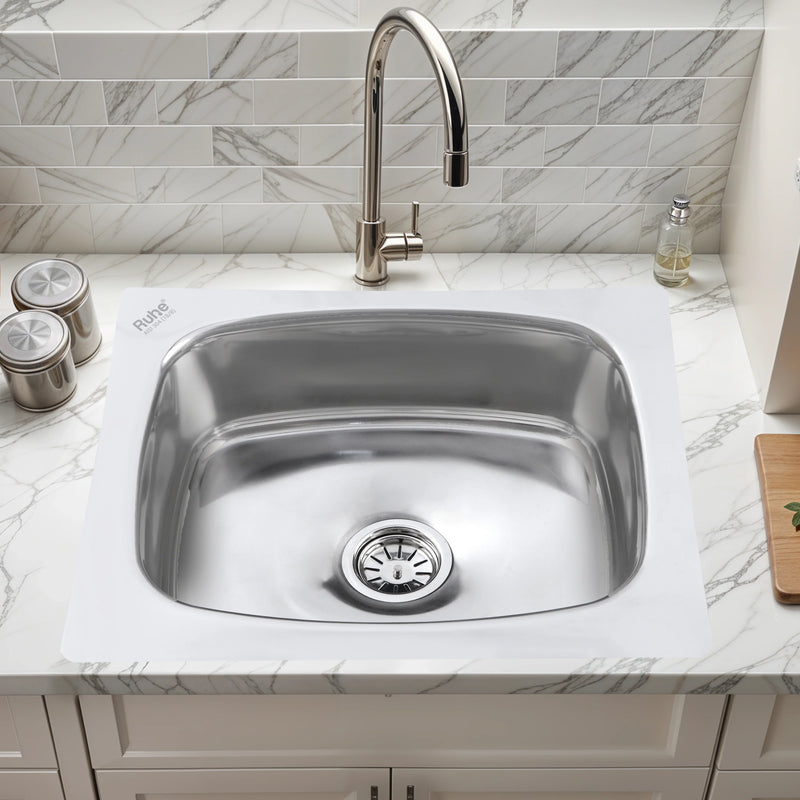 Oval Single Bowl Kitchen Sink (21 x 18 x 8 Inches)