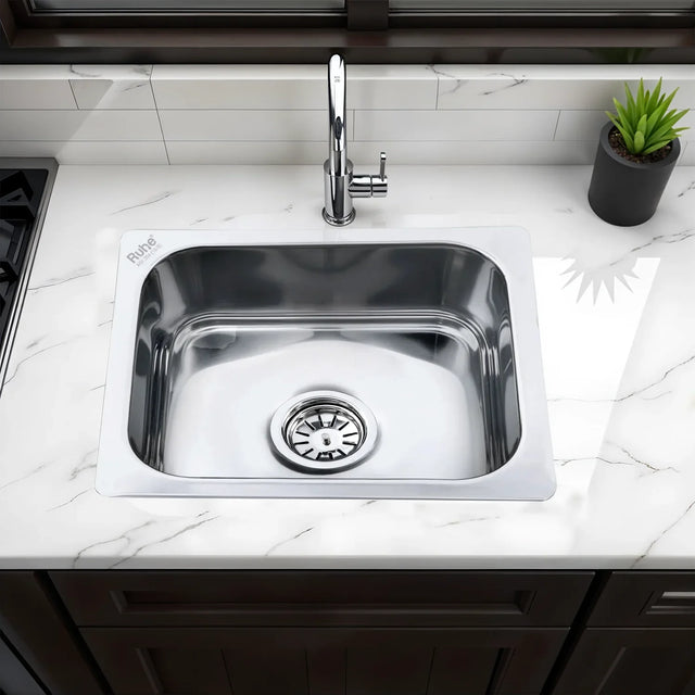 Single Bowl Kitchen Sink (20 x 17 x 8 Inches)