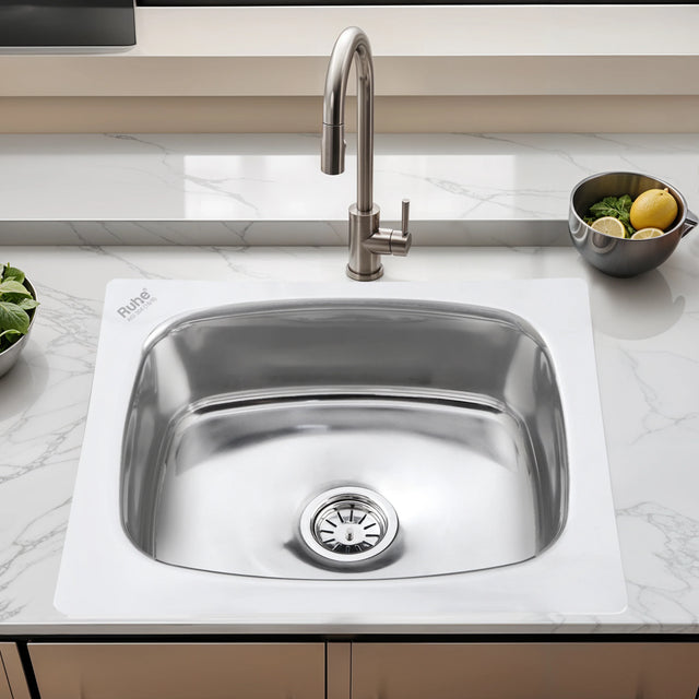 Oval Single Bowl Kitchen Sink (20 x 17 x 8 Inches)