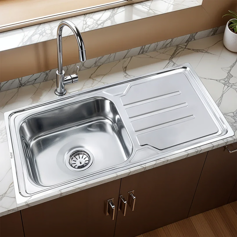 Single Bowl with Drainboard Kitchen Sink 304-Grade (42 x 20 x 9 Inches)