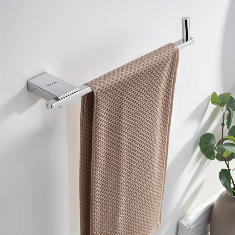 Aurum Towel Ring