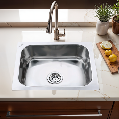 Square Single Bowl Kitchen Sink (20 x 17 x 8 inches) – by Ruhe