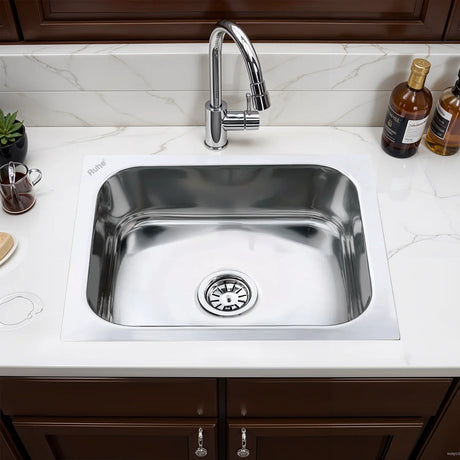 Single Bowl Kitchen Sink (22 x 18 x 8 Inches)